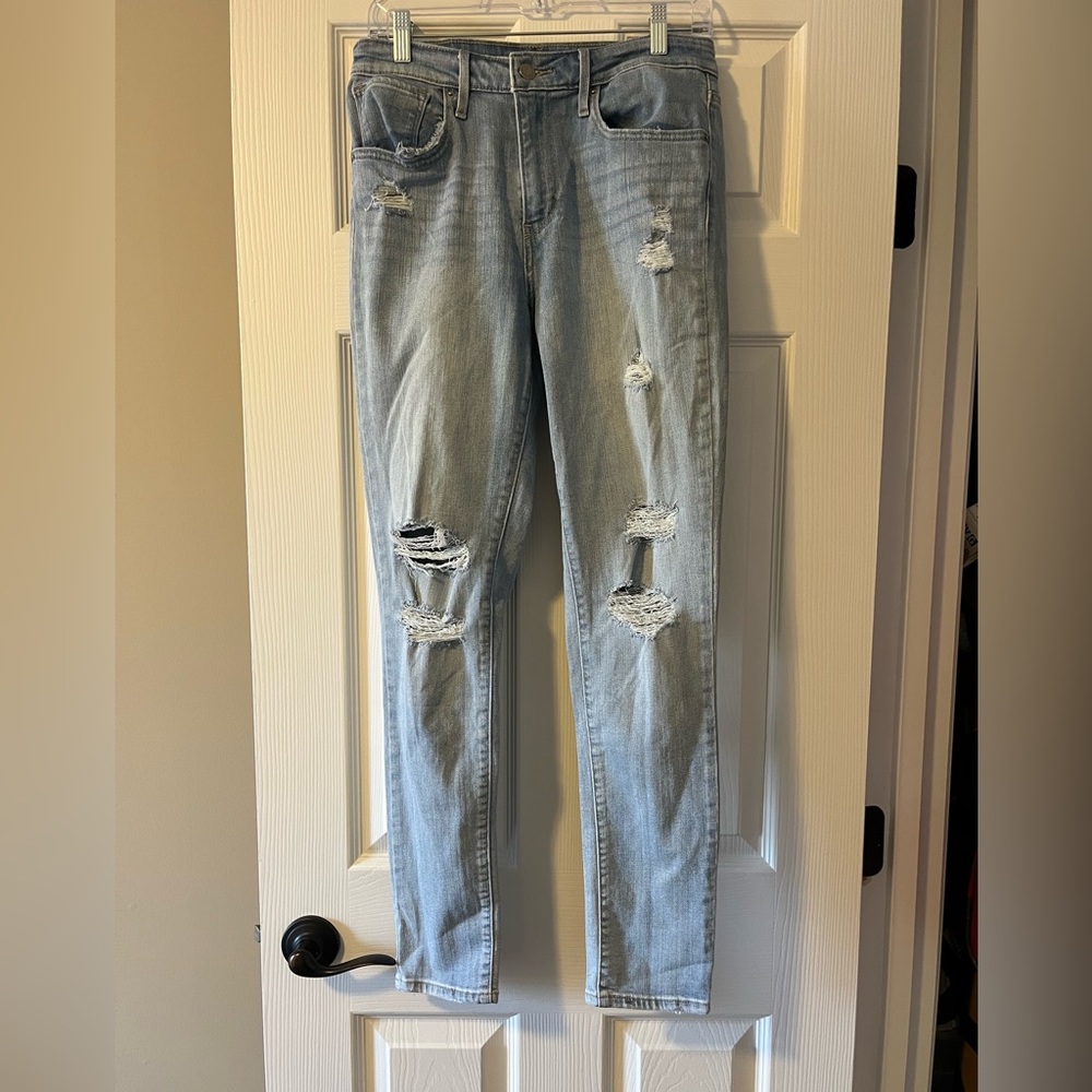 Levi’s High Rise Skinny Jean - Size 30